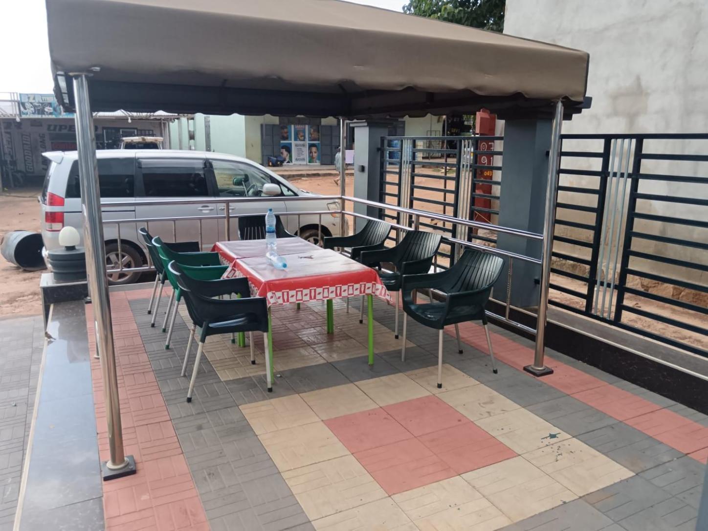 Hba Lodge Kahama Εξωτερικό φωτογραφία